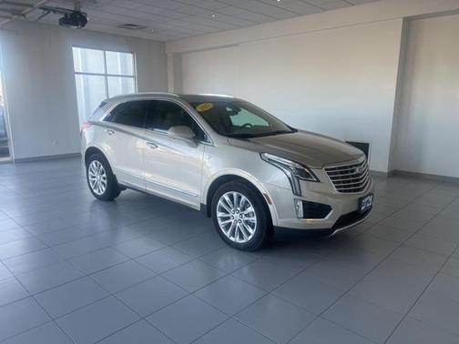 2017 Cadillac XT5 Platinum