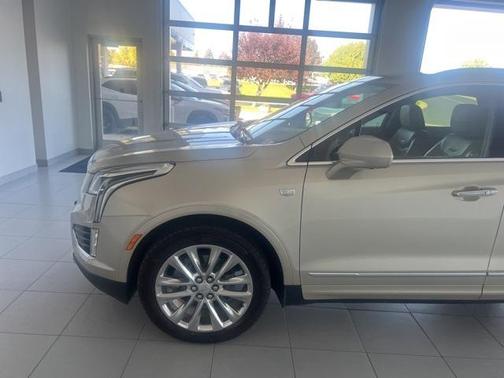 2017 Cadillac XT5 Platinum