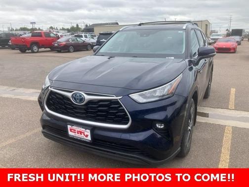 2020 Toyota Highlander Hybrid XLE
