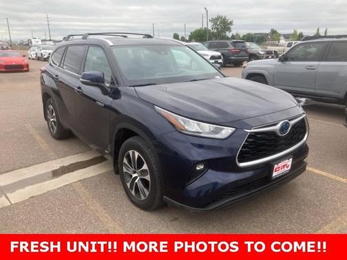 2020 Toyota Highlander Hybrid XLE