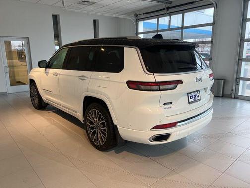 2024 Jeep Grand Cherokee L Summit