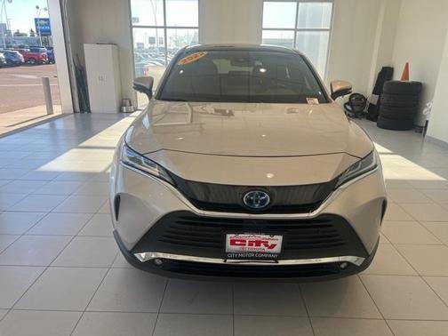 2022 Toyota Venza LE