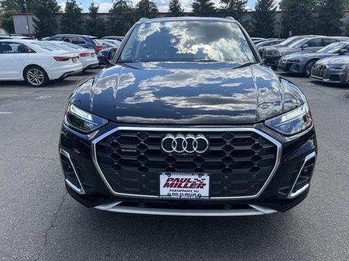 2025 Audi Q5 45 S line quattro Premium