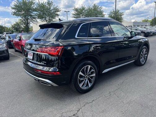 2025 Audi Q5 45 S line quattro Premium