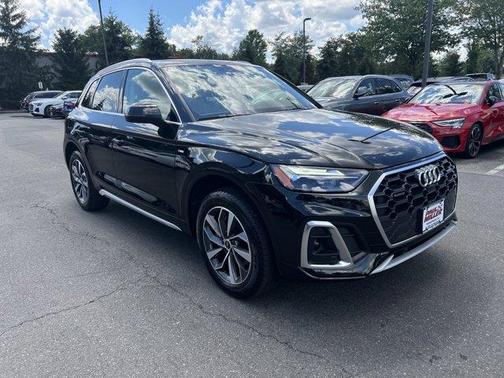 2025 Audi Q5 45 S line quattro Premium