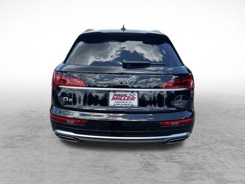 2025 Audi Q5 45 S line quattro Premium