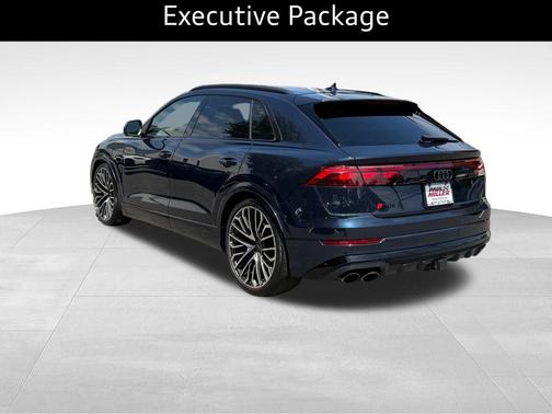Waitomo Blue Metallic 2024 Audi SQ8 4.0T Prestige
