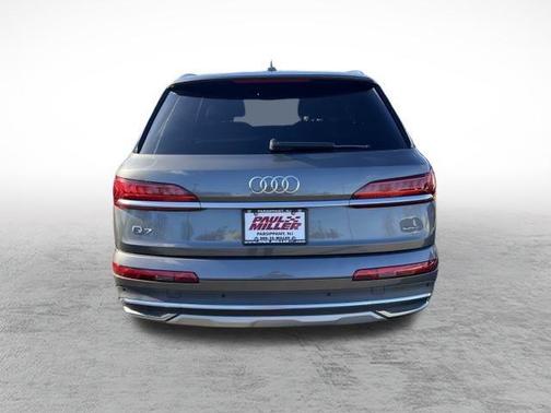 2021 Audi Q7 55 Premium