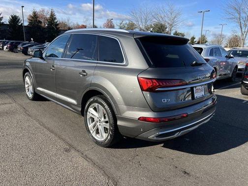 2021 Audi Q7 55 Premium