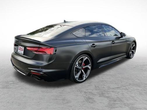 2022 Audi RS 5 2.9T