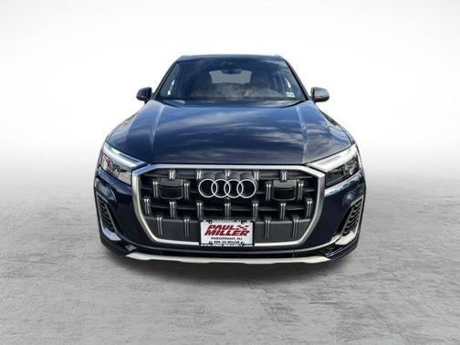 2025 Audi Q7 45 Premium Plus