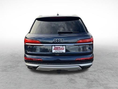 2025 Audi Q7 45 Premium Plus