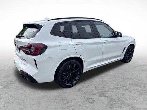 2022 BMW X3 M40i