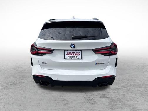 2022 BMW X3 M40i