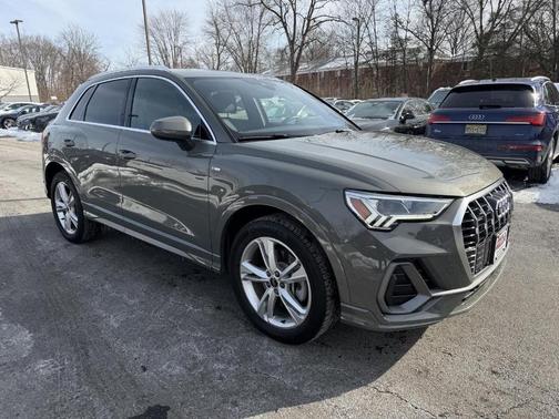 2023 Audi Q3 45 S line Premium Plus