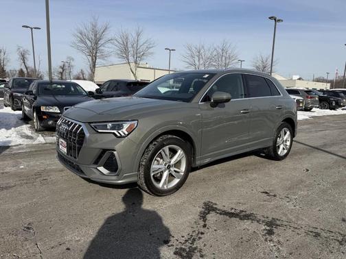 2023 Audi Q3 45 S line Premium Plus