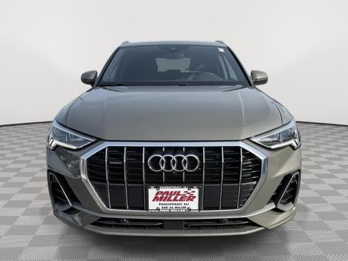 2023 Audi Q3 45 S line Premium Plus