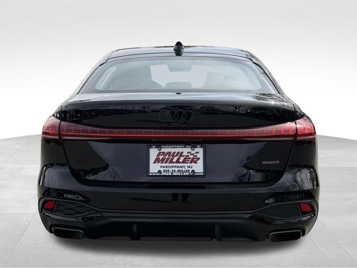 Mythos Black Metallic 2026 Audi A5