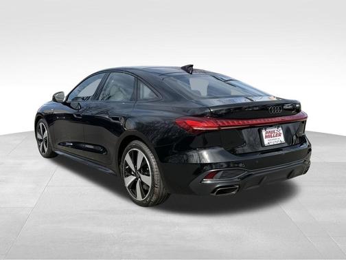 Mythos Black Metallic 2026 Audi A5