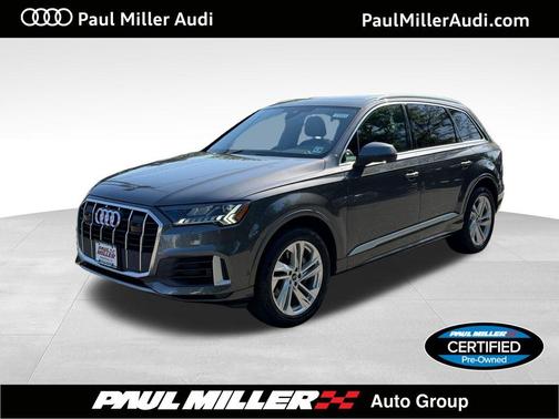 Samurai Gray Metallic 2023 Audi Q7 55 Premium Plus