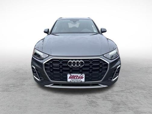 2022 Audi Q5 45 S line quattro Premium