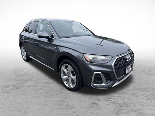 2022 Audi Q5 45 S line quattro Premium