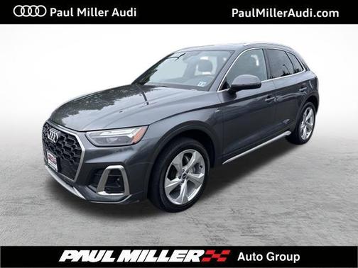 2022 Audi Q5 45 S line quattro Premium