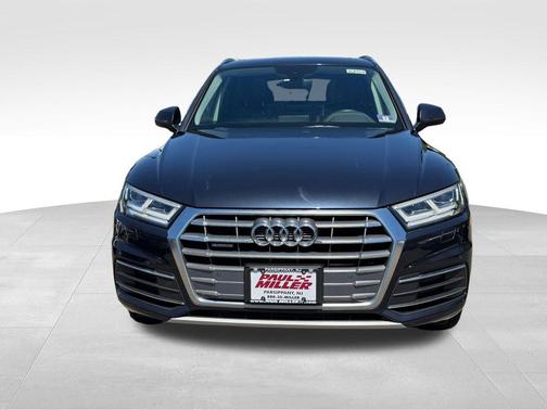 Moonlight Blue Metallic 2019 Audi Q5 2.0T Premium Plus