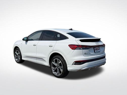 Glacier White Metallic 2023 Audi Q4 e-tron 50 Prestige