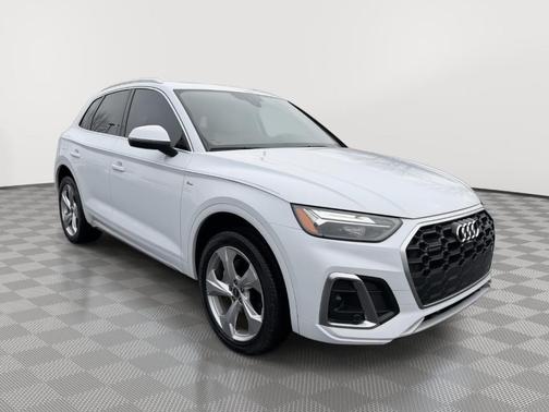 2023 Audi Q5 45 S line Premium Plus