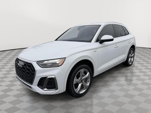 2023 Audi Q5 45 S line Premium Plus