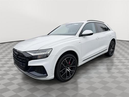 2023 Audi Q8 55 Premium Plus