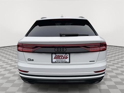 2023 Audi Q8 55 Premium Plus