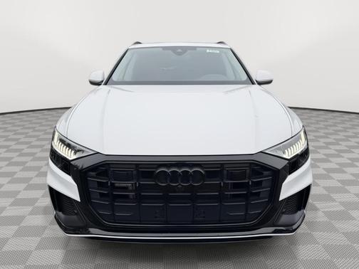 2023 Audi Q8 55 Premium Plus