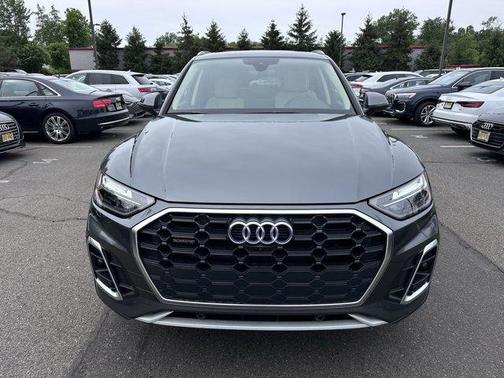 2024 Audi Q5 45 S line quattro Premium