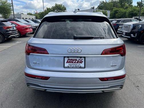 2024 Audi Q5 40 Premium