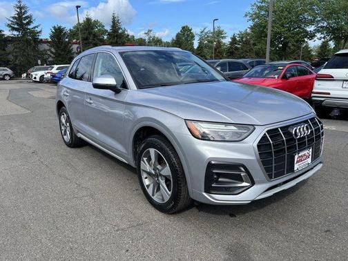 2024 Audi Q5 40 Premium