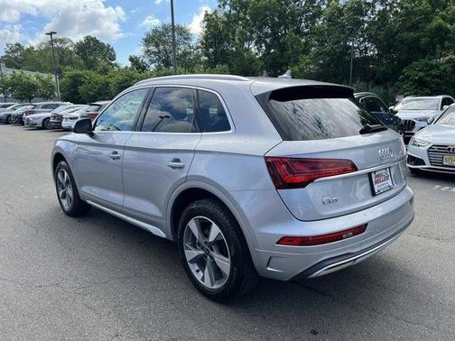 2024 Audi Q5 40 Premium