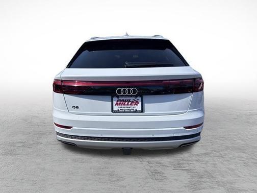 2024 Audi Q8 55 Premium