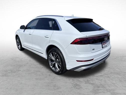 2024 Audi Q8 55 Premium