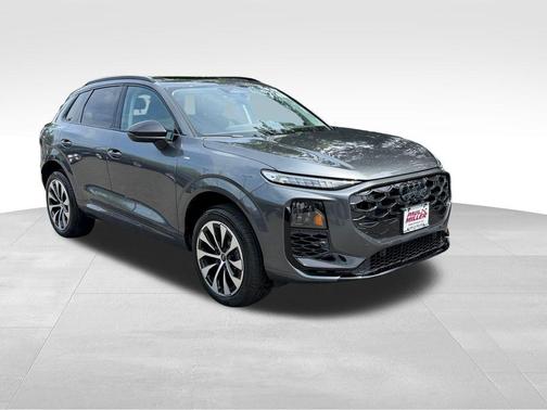 Daytona Gray Pearl 2026 Audi Q3 S line