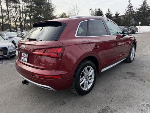 2020 Audi Q5 45 Premium