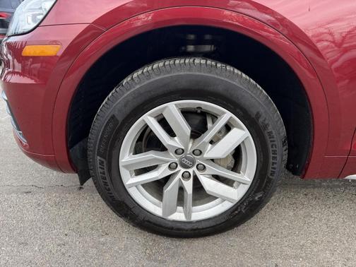 2020 Audi Q5 45 Premium