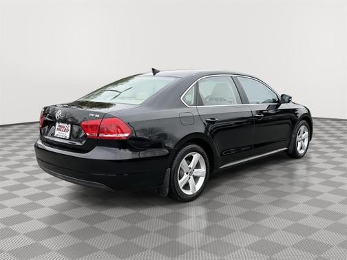 2015 Volkswagen Passat 1.8T Auto SE