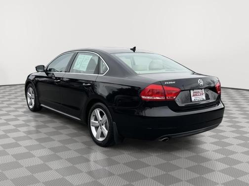 2015 Volkswagen Passat 1.8T Auto SE