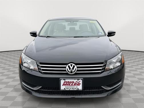 2015 Volkswagen Passat 1.8T Auto SE