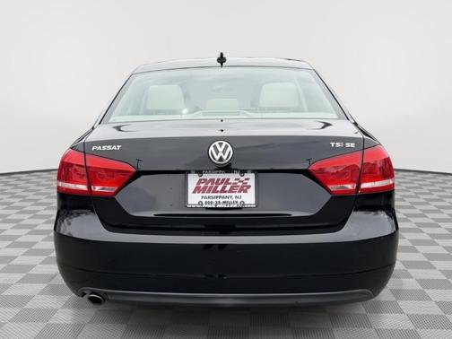 2015 Volkswagen Passat 1.8T Auto SE