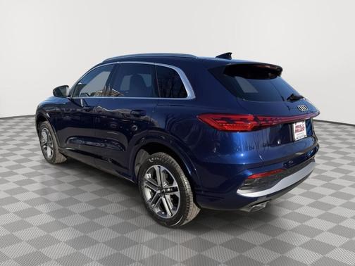 2025 Audi Q5 2.0T quattro Premium