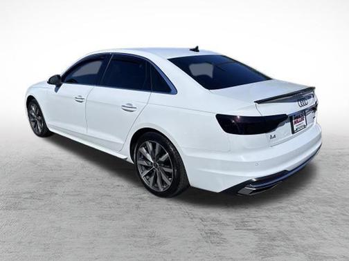 2022 Audi A4 40 Premium Plus