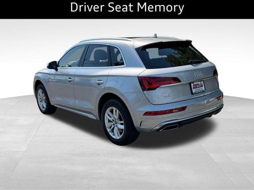 Florett Silver Metallic 2023 Audi Q5 45 S line quattro Premium